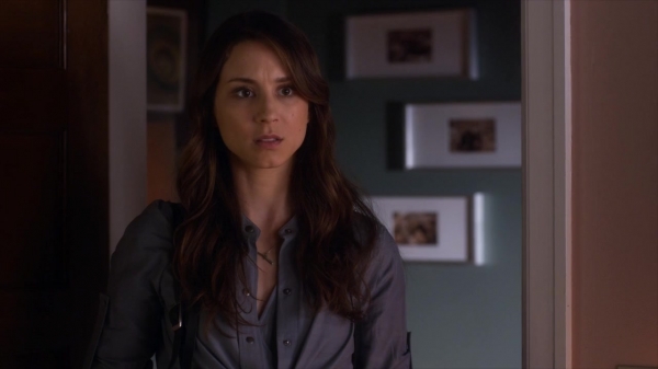 Pretty_Little_Liars_S06E03_720p_HDTV_X264-DIMENSION_0435.jpg