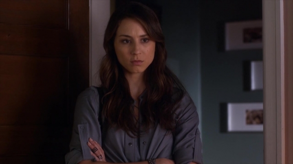 Pretty_Little_Liars_S06E03_720p_HDTV_X264-DIMENSION_0464.jpg