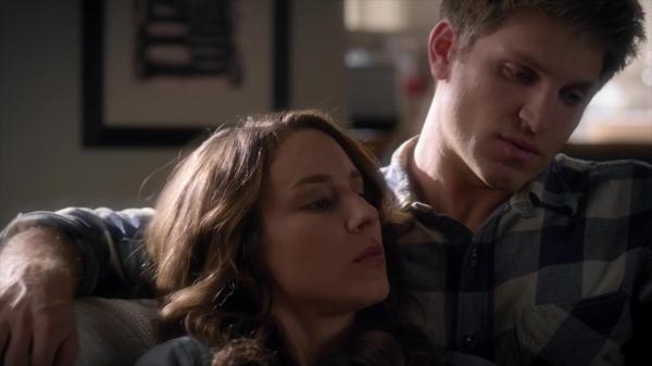 Pretty_Little_Liars_S06E03_720p_HDTV_X264-DIMENSION_1011.jpg