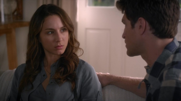Pretty_Little_Liars_S06E03_720p_HDTV_X264-DIMENSION_1026.jpg