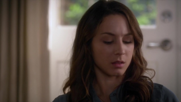 Pretty_Little_Liars_S06E03_720p_HDTV_X264-DIMENSION_1037.jpg