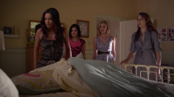 Pretty_Little_Liars_S06E03_720p_HDTV_X264-DIMENSION_1414.jpg