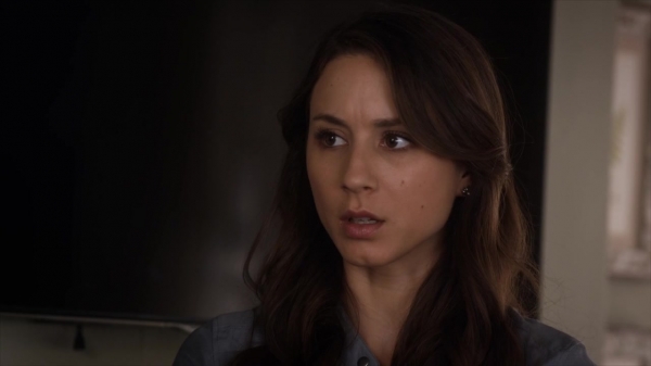 Pretty_Little_Liars_S06E03_720p_HDTV_X264-DIMENSION_1493.jpg
