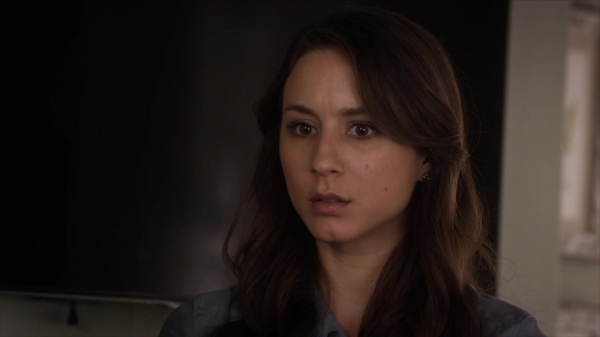 Pretty_Little_Liars_S06E03_720p_HDTV_X264-DIMENSION_1506.jpg