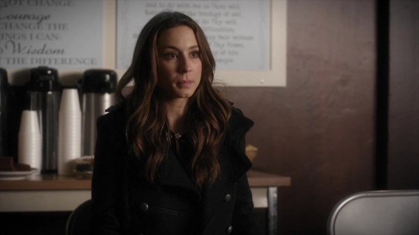 Pretty_Little_Liars_S06E05_720p_HDTV_X264-DIMENSION_1132.jpg
