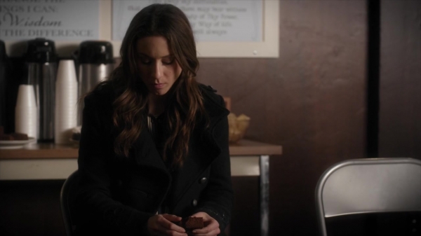 Pretty_Little_Liars_S06E05_720p_HDTV_X264-DIMENSION_1164.jpg