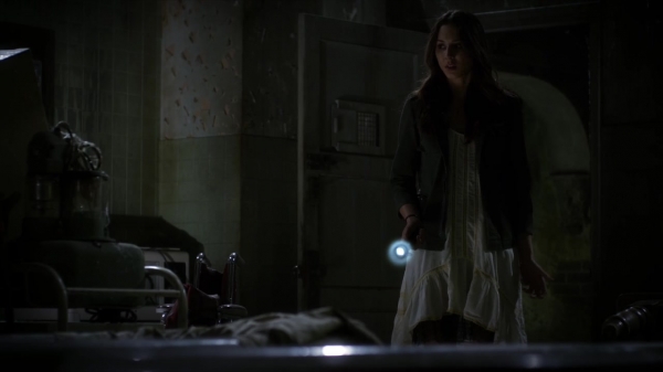 Pretty_Little_Liars_S06E05_720p_HDTV_X264-DIMENSION_1750.jpg