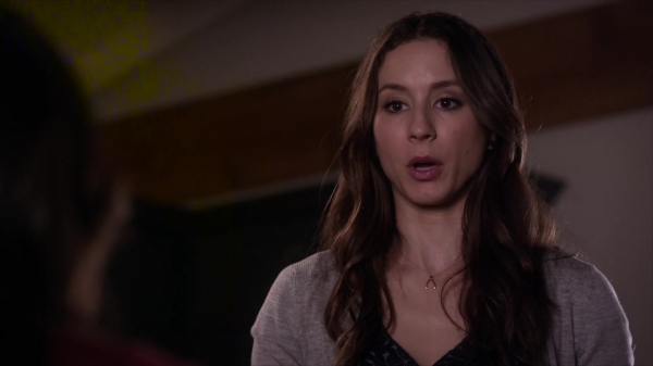 Pretty_Little_Liars_S06E07_720p_HDTV_X264-DIMENSION_1323.jpg