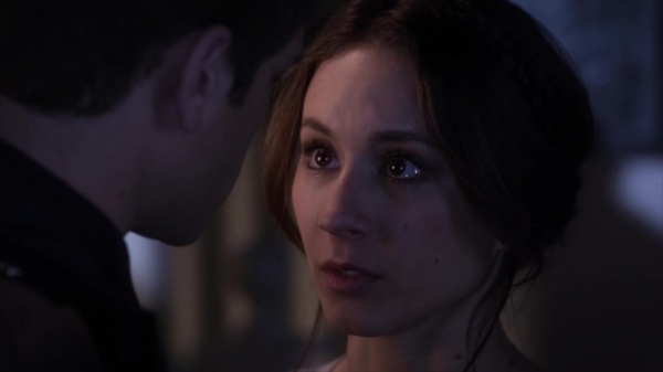 Pretty_Little_Liars_S06E07_720p_HDTV_X264-DIMENSION_1594.jpg
