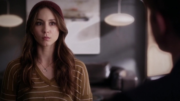 Pretty_Little_Liars_S06E08_FrAmed_720p_WEB-DL_DD5_1_H_264-PLLs_0930.jpg