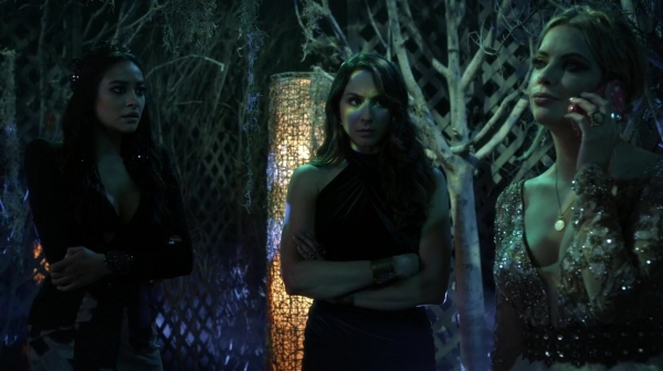 Pretty_Little_Liars_S06E10_Game_Over_Charles_720p_WEB-DL_DD5_1_H_264-PLLs_0149.jpg