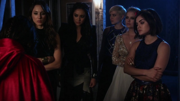 Pretty_Little_Liars_S06E10_Game_Over_Charles_720p_WEB-DL_DD5_1_H_264-PLLs_0248.jpg