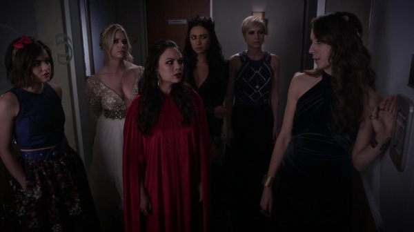 Pretty_Little_Liars_S06E10_Game_Over_Charles_720p_WEB-DL_DD5_1_H_264-PLLs_0393.jpg
