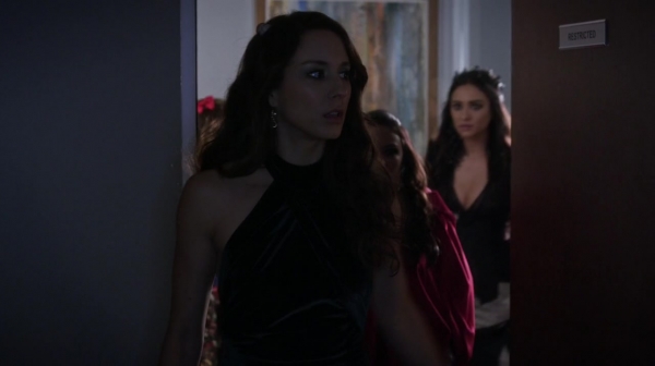 Pretty_Little_Liars_S06E10_Game_Over_Charles_720p_WEB-DL_DD5_1_H_264-PLLs_0423.jpg