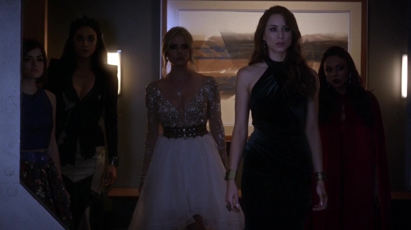 Pretty_Little_Liars_S06E10_Game_Over_Charles_720p_WEB-DL_DD5_1_H_264-PLLs_0438.jpg