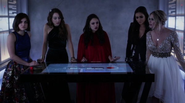 Pretty_Little_Liars_S06E10_Game_Over_Charles_720p_WEB-DL_DD5_1_H_264-PLLs_1058.jpg
