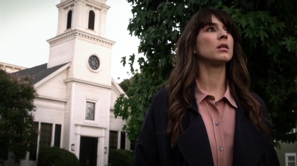 Pretty_Little_Liars_S06E11_Of_Late_I_Think_of_Rosewood_720p_WEB-DL_DD5_1_H_264-NTb_0362.jpg