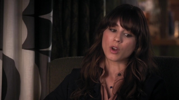 Pretty_Little_Liars_S06E11_Of_Late_I_Think_of_Rosewood_720p_WEB-DL_DD5_1_H_264-NTb_0505.jpg