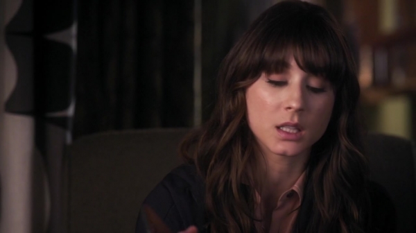 Pretty_Little_Liars_S06E11_Of_Late_I_Think_of_Rosewood_720p_WEB-DL_DD5_1_H_264-NTb_0510.jpg
