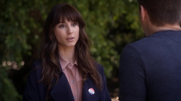 Pretty_Little_Liars_S06E11_Of_Late_I_Think_of_Rosewood_720p_WEB-DL_DD5_1_H_264-NTb_0984.jpg