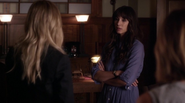 Pretty_Little_Liars_S06E12_Charlotte_s_Web_720p_WEB-DL_DD5_1_H_264-NTb_2145.jpg