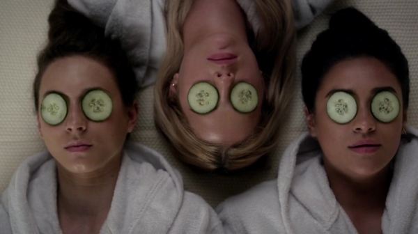 Pretty_Little_Liars_S06E13_The_Gloves_Are_On_720p_WEB-DL_DD5_1_H_264-NTb_0050.jpg
