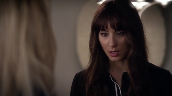 Pretty_Little_Liars_S06E13_The_Gloves_Are_On_720p_WEB-DL_DD5_1_H_264-NTb_1146.jpg