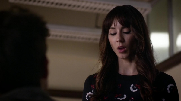 Pretty_Little_Liars_S06E13_The_Gloves_Are_On_720p_WEB-DL_DD5_1_H_264-NTb_1305.jpg