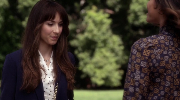 Pretty_Little_Liars_S06E15_Do_Not_Disturb_720p_WEB-DL_DD5_1_H_264-NTb_0976.jpg
