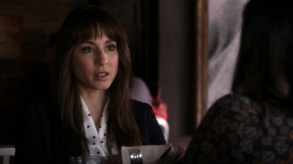 Pretty_Little_Liars_S06E15_Do_Not_Disturb_720p_WEB-DL_DD5_1_H_264-NTb_1118.jpg