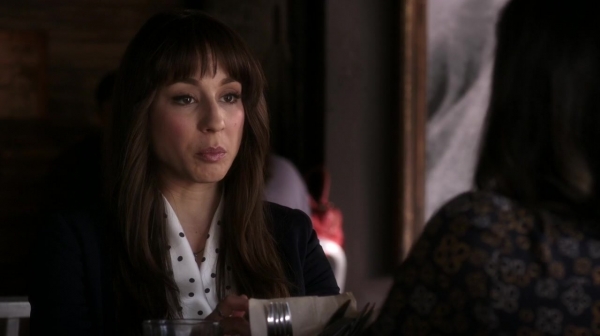 Pretty_Little_Liars_S06E15_Do_Not_Disturb_720p_WEB-DL_DD5_1_H_264-NTb_1119.jpg