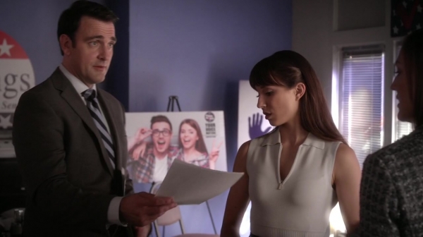 Pretty_Little_Liars_S06E16_Where_Somebody_Waits_for_Me_720p_WEB-DL_DD5_1_H_264-NTb_0610.jpg