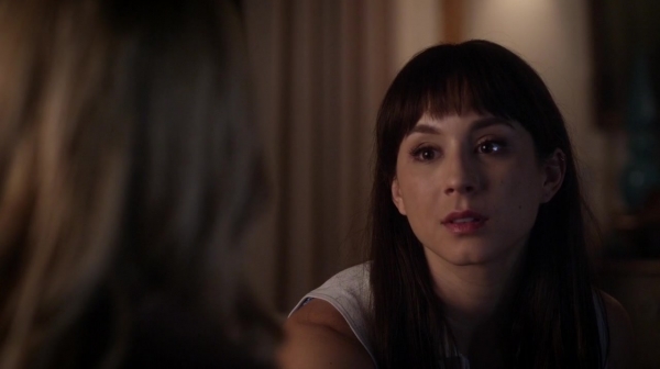 Pretty_Little_Liars_S06E16_Where_Somebody_Waits_for_Me_720p_WEB-DL_DD5_1_H_264-NTb_1882.jpg