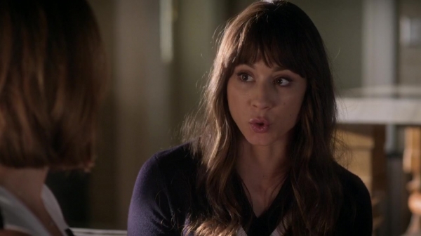 Pretty_Little_Liars_S06E17_We_ve_All_Got_Baggage_720p_WEB-DL_DD5_1_H_264-NTb_0626.jpg