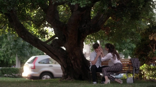 Pretty_Little_Liars_S06E18_Burn_This_720p_WEB-DL_DD5_1_H_264-NTb_0804.jpg