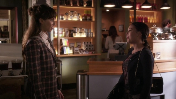 Pretty_Little_Liars_S06E18_Burn_This_720p_WEB-DL_DD5_1_H_264-NTb_0951.jpg