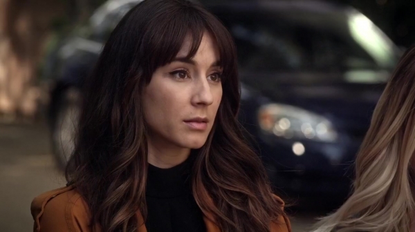Pretty_Little_Liars_S07E03_WEB-DL_720p_DUAL_WWW_COMANDOTORRENTS_COM_0998.jpg