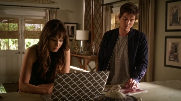 Pretty_Little_Liars_S07E03_WEB-DL_720p_DUAL_WWW_COMANDOTORRENTS_COM_1773.jpg