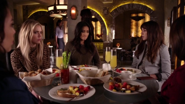 Pretty_Little_Liars_S07E04_WEB-DL_720p_DUAL_WWW_COMANDOTORRENTS_COM_1863.jpg