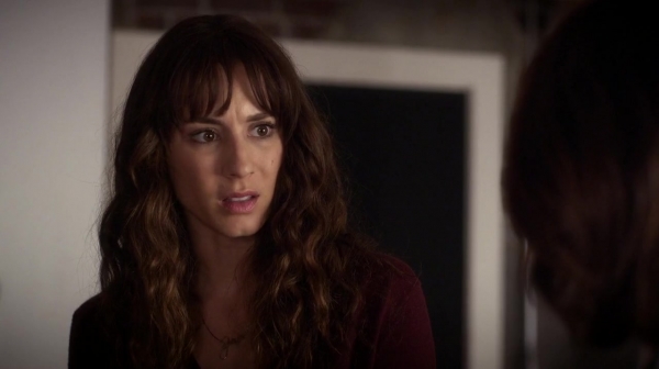 Pretty_Little_Liars_S07E09_WEB-DL_720p_DUAL_WWW_COMANDOTORRENTS_COM_0102.jpg
