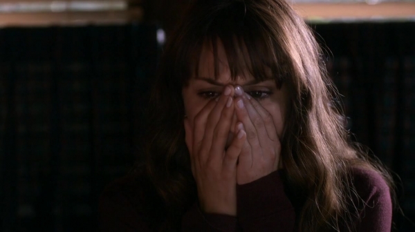 Pretty_Little_Liars_S07E09_WEB-DL_720p_DUAL_WWW_COMANDOTORRENTS_COM_1332.jpg