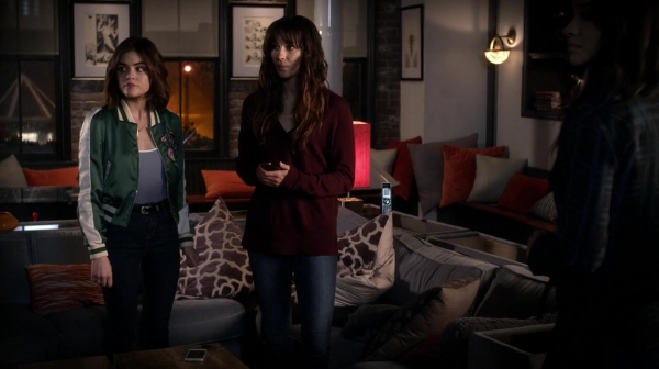 Pretty_Little_Liars_S07E09_WEB-DL_720p_DUAL_WWW_COMANDOTORRENTS_COM_1382.jpg