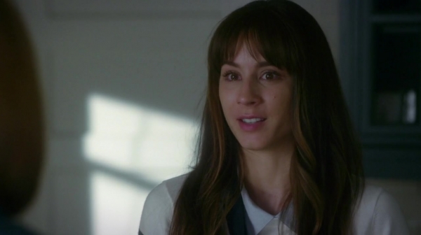 Pretty_Little_Liars_S07E11_WEB-DL_720p_DUAL_WWW_COMANDOTORRENTS_COM_1237.jpg