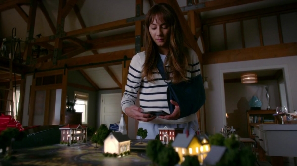 Pretty_Little_Liars_S07E11_WEB-DL_720p_DUAL_WWW_COMANDOTORRENTS_COM_1688.jpg