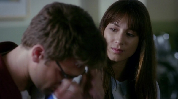 Pretty_Little_Liars_S07E11_WEB-DL_720p_DUAL_WWW_COMANDOTORRENTS_COM_1871.jpg