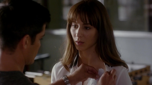 Pretty_Little_Liars_S07E13_WEB-DL_720p_DUAL_WWW_COMANDOTORRENTS_COM_1595.jpg
