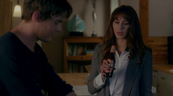 Pretty_Little_Liars_S07E13_WEB-DL_720p_DUAL_WWW_COMANDOTORRENTS_COM_1909.jpg