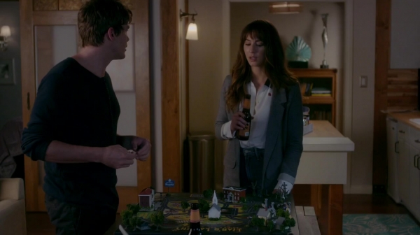 Pretty_Little_Liars_S07E13_WEB-DL_720p_DUAL_WWW_COMANDOTORRENTS_COM_1922.jpg