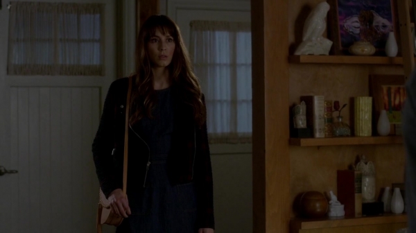 Pretty_Little_Liars_S07E14_WEB-DL_720p_DUAL_WWW_COMANDOTORRENTS_COM_2056.jpg
