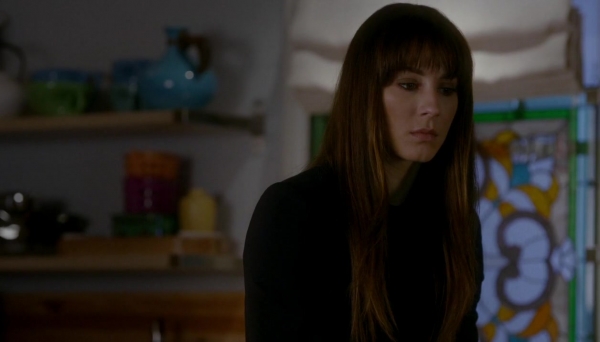 Pretty_Little_Liars_S07E15_WEB-DL_720p_DUAL_WWW_COMANDOTORRENTS_COM_1026.jpg